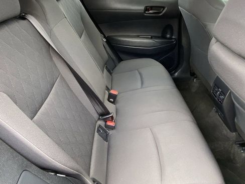 Certified 2025 Toyota Corolla Cross LE image 19