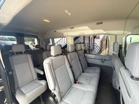 Used 2019 Ford Transit 350 XLT RWD image 8