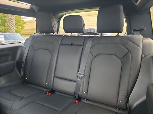 Used 2023 Land Rover Defender 90 S AWD/4WD image 8