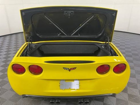 Used 2007 Chevrolet Corvette Convertible w/ Preferred Equipment Group RWD image 28