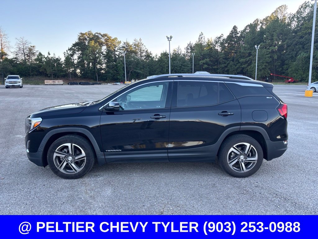 Used 2021 GMC Terrain SLT w/ LPO, Floor Liner Package FWD image 4