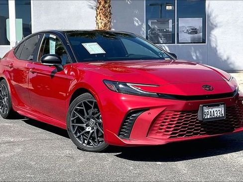 Used 2025 Toyota Camry XSE w/ Premium Plus Package image 12