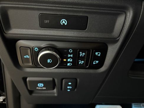 New 2025 Ford F150 Lariat w/ Equipment Group 502A High image 18