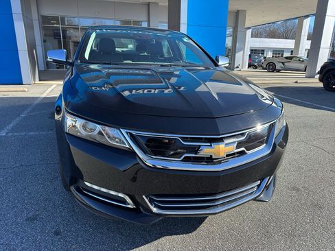 Used 2015 Chevrolet Impala LTZ image 2
