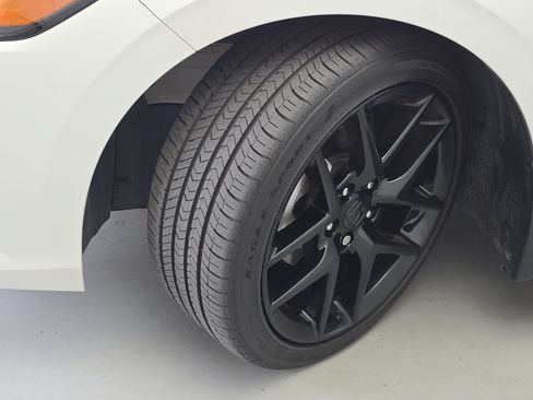 Used 2024 Honda Civic Sport image 31
