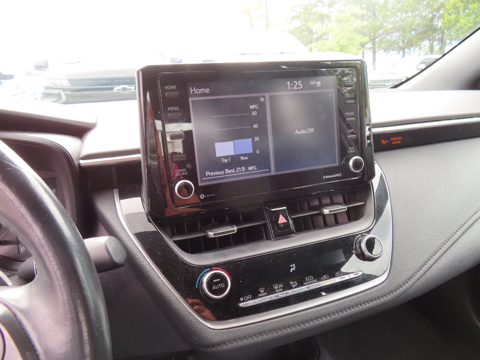 Used 2022 Toyota Corolla SE FWD image 20