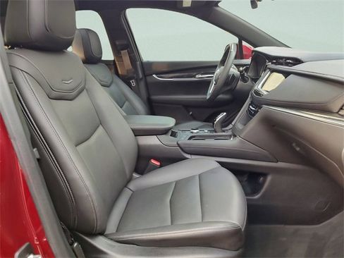 Used 2022 Cadillac XT5 Premium Luxury image 20
