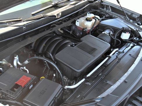 Used 2025 Chevrolet Tahoe LT AWD/4WD image 56