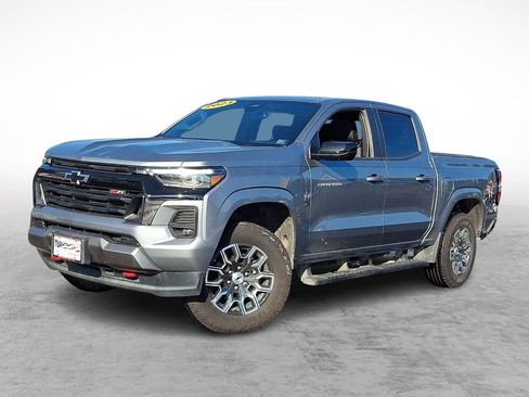 Used 2024 Chevrolet Colorado Z71 w/ Z71 Convenience Package 2 image 1