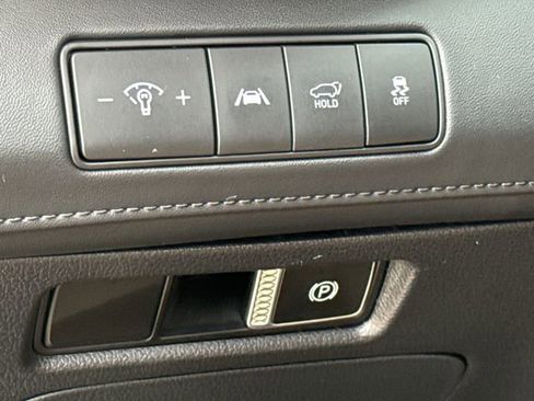 Used 2023 Hyundai Santa Fe Calligraphy image 25