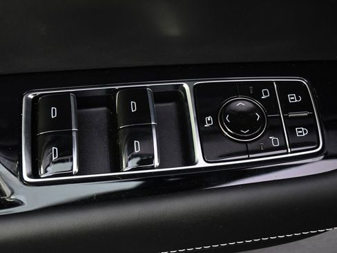 New 2026 Cadillac Vistiq Platinum AWD/4WD image 24