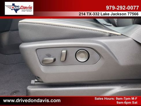 New 2026 GMC Yukon Elevation w/ Elevation Premium Package RWD image 19
