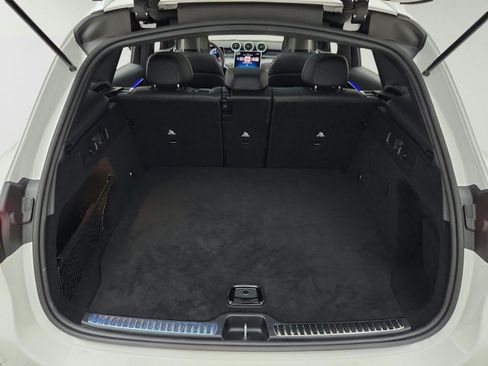 Used 2026 Mercedes-Benz GLC 300 image 29