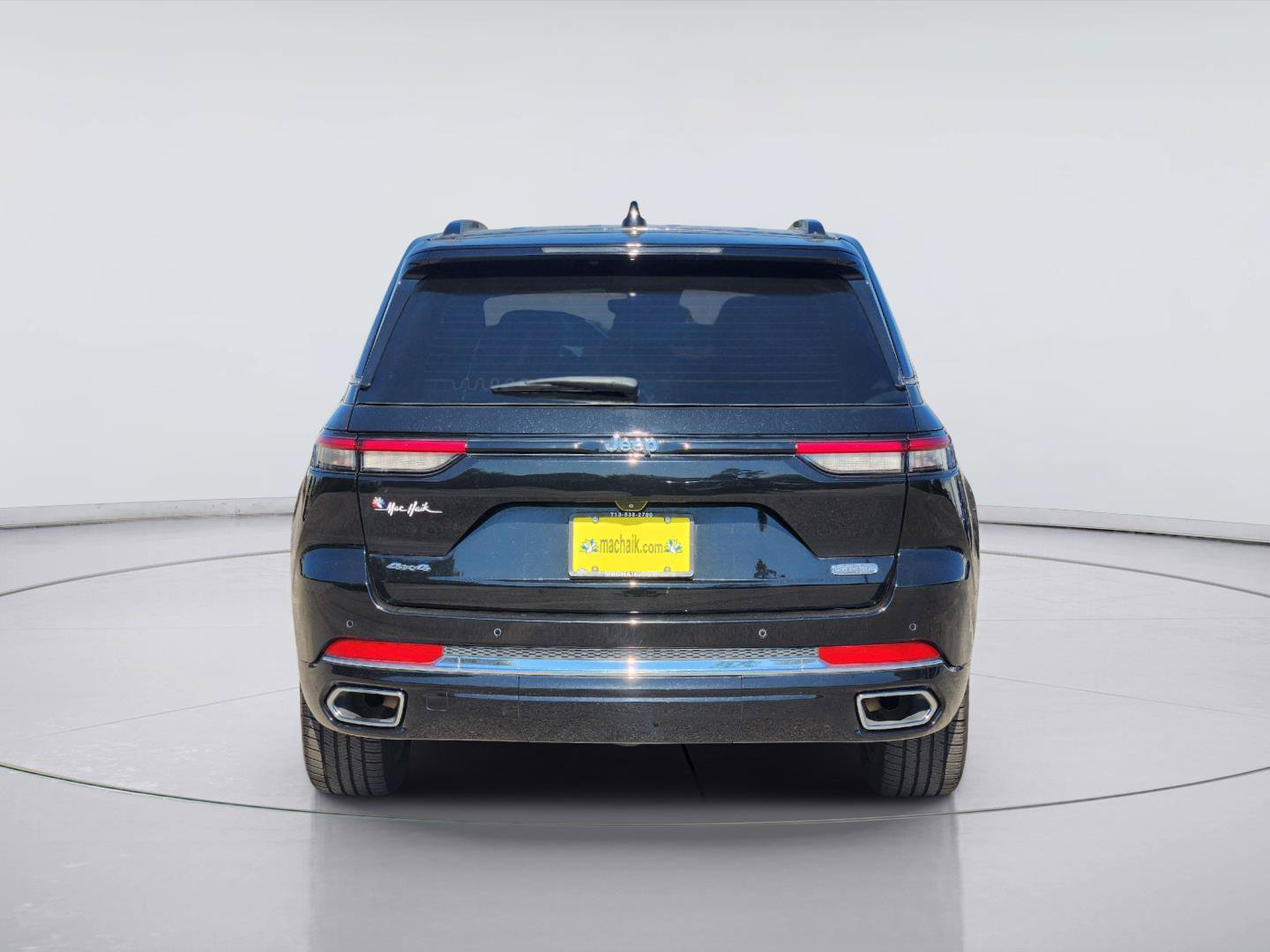Used 2022 Jeep Grand Cherokee Overland AWD/4WD image 6
