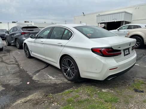 Used 2022 BMW 540i xDrive w/ Premium Package image 5