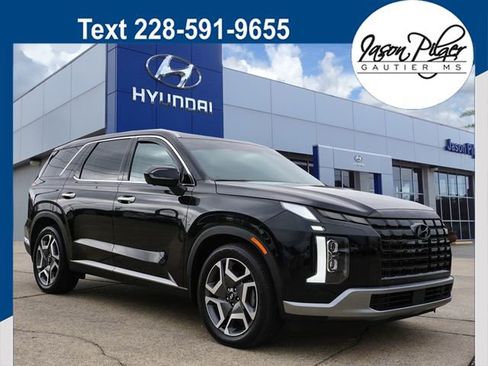 Used 2024 Hyundai Palisade Limited image 1