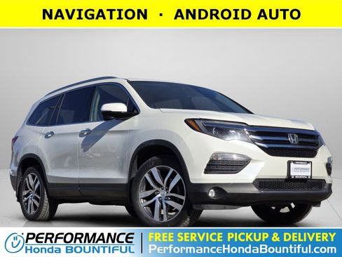 Used 2017 Honda Pilot Touring image 1