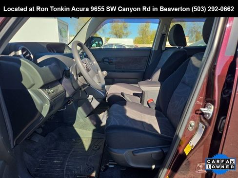 Used 2014 Scion xB image 9