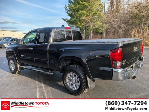 Used 2019 Toyota Tacoma SR5 image 5