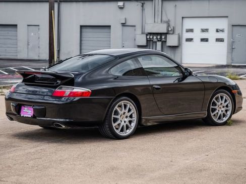 Used 2002 Porsche 911 Carrera RWD image 3