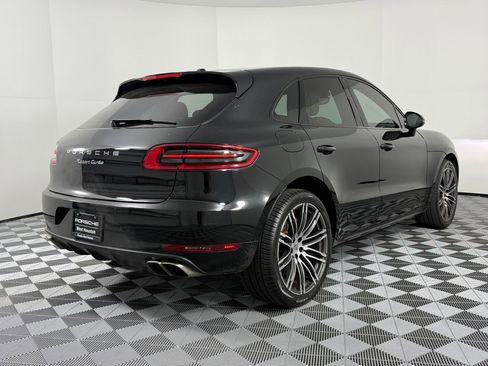 Used 2018 Porsche Macan Turbo image 9