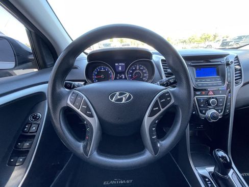 Used 2016 Hyundai Elantra GT FWD image 15