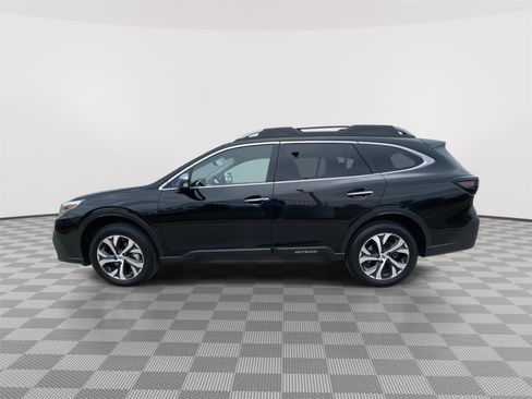 Used 2022 Subaru Outback Touring XT image 2