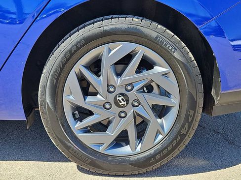 Used 2024 Hyundai Elantra SEL image 13