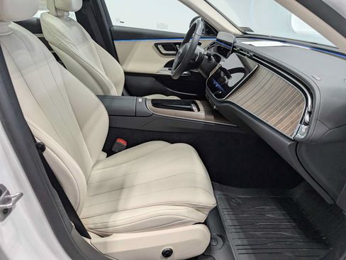 Certified 2026 Mercedes-Benz E 350 4MATIC Sedan image 40