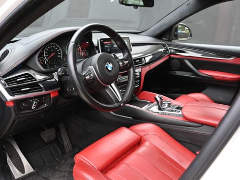 Used 2018 BMW X6 M AWD/4WD image 23