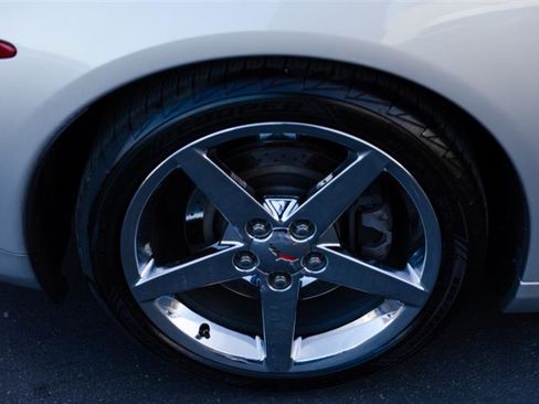 Used 2007 Chevrolet Corvette Convertible w/ Preferred Equipment Group image 10