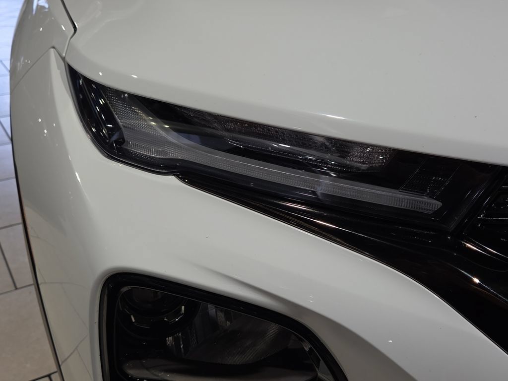 Used 2023 Chevrolet TrailBlazer RS AWD/4WD image 7