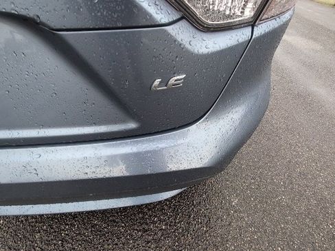 Certified 2022 Toyota Corolla LE image 5