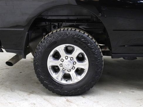 Used 2024 RAM 2500 Big Horn image 34