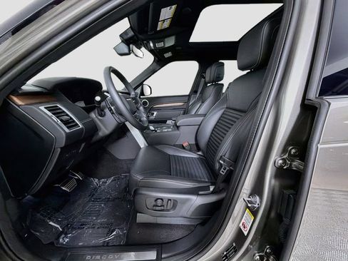 Certified 2025 Land Rover Discovery Dynamic SE AWD/4WD image 22