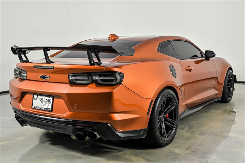 Used 2022 Chevrolet Camaro ZL1 RWD image 9
