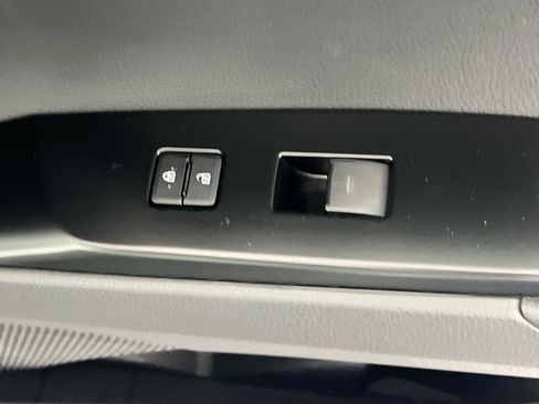 New 2026 Toyota Camry SE FWD image 31