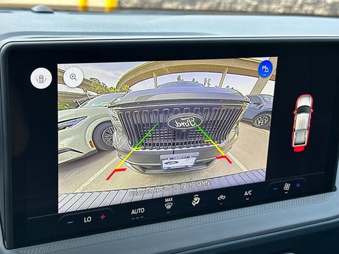 New 2025 Ford Maverick Lobo image 17