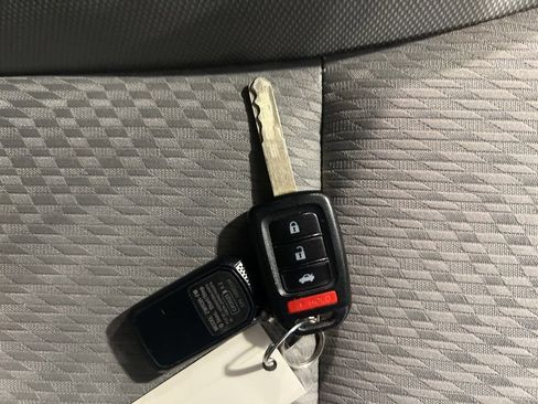 Used 2014 Honda Civic LX image 24