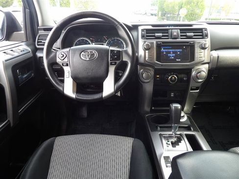 Used 2017 Toyota 4Runner 4WD image 13