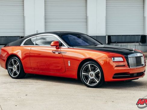 Used 2015 Rolls-Royce Wraith RWD image 37