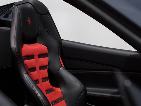Used 2019 Ferrari 488 Spider RWD image 36
