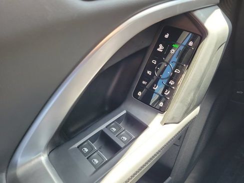 Certified 2025 Audi Q5 Premium Plus w/ Premium Plus AWD/4WD image 19