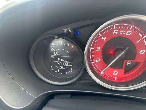 Certified 2018 FIAT 124 Spider Abarth w/ Convenience Group image 19