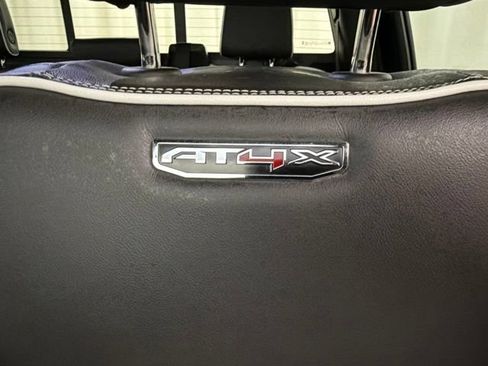 Used 2024 GMC Sierra 2500 AT4X AWD/4WD image 11