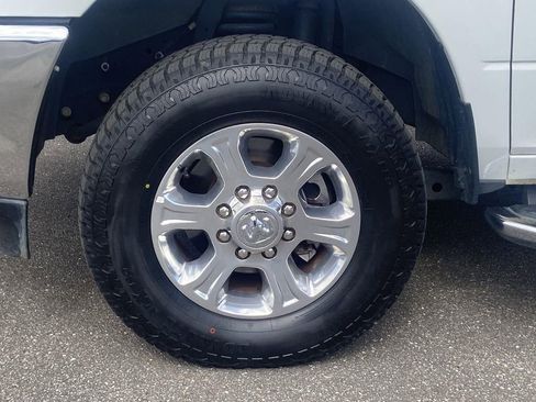 Used 2023 RAM 2500 Big Horn w/ Level 1 Equipment Group image 32