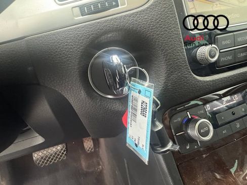 Used 2015 Volkswagen Touareg VR6 AWD/4WD image 31