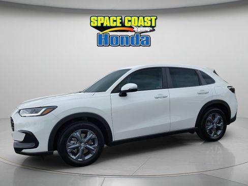 New 2026 Honda HR-V LX image 9