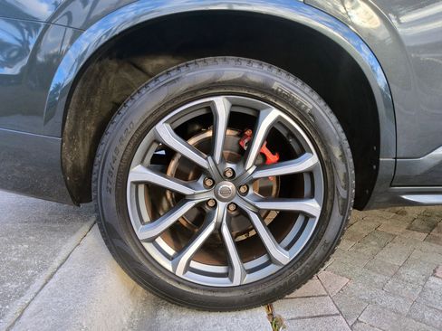 Used 2016 Volvo XC90 T6 Momentum image 45