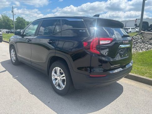 Used 2024 GMC Terrain SLE FWD image 4